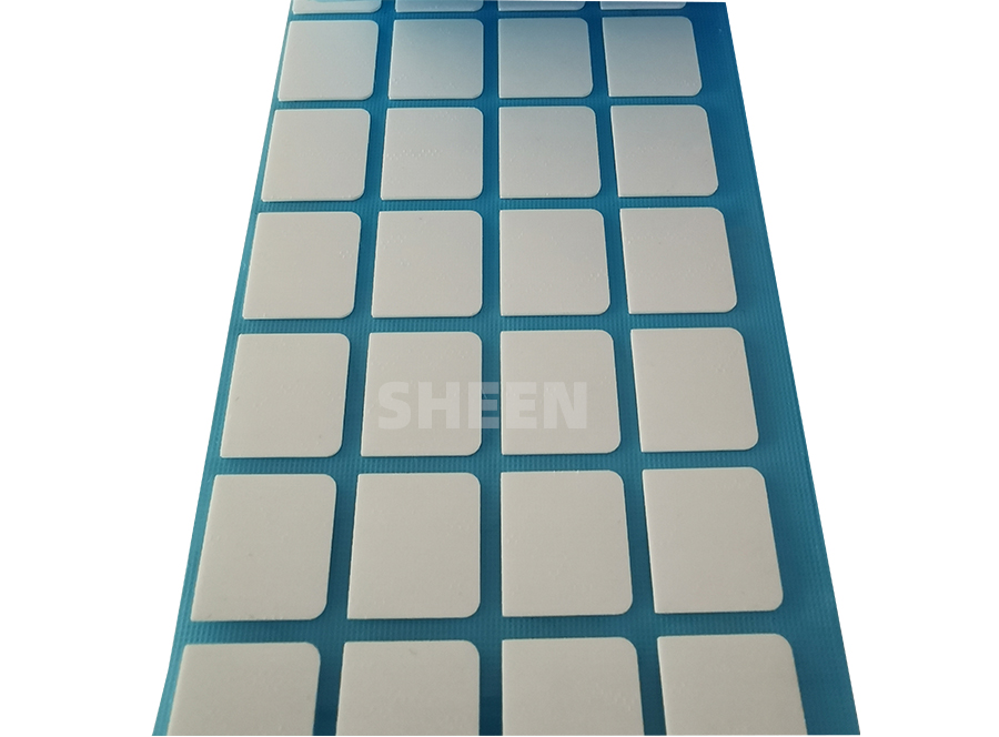 無矽(xi)導熱墊片(piàn)