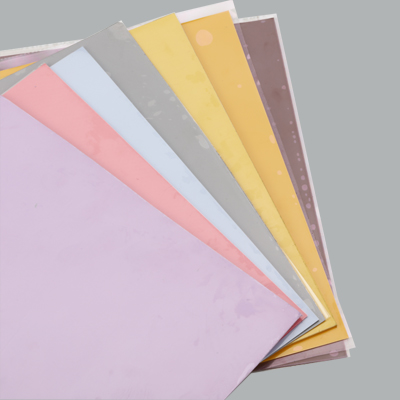 矽(xī)膠散熱墊(nian)片