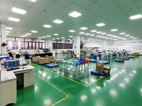 後工序(xù)、模切&包(bao)裝車間(jian)