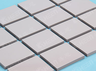 AF300 無(wú)矽導熱墊(nian) 2.0W/m·K