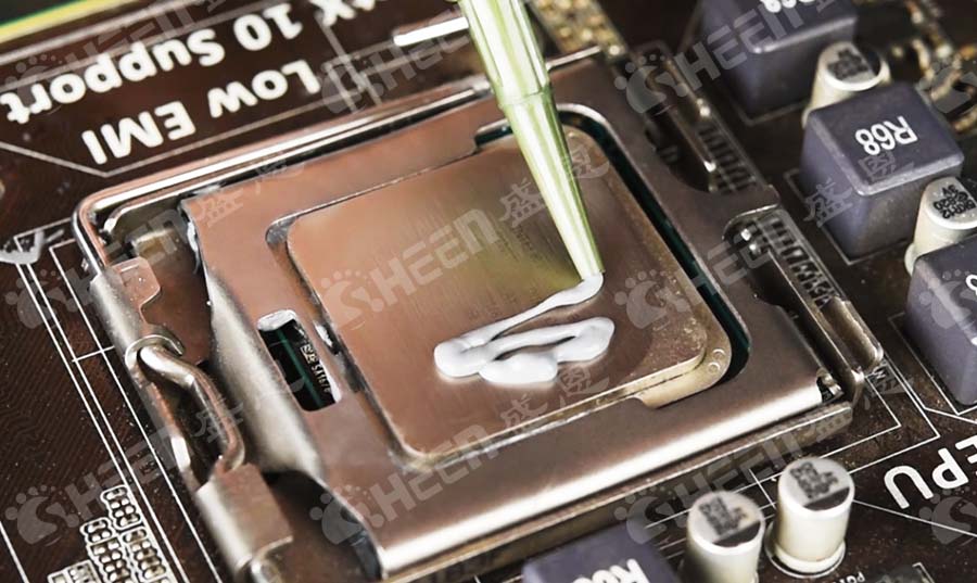 導(dǎo)熱矽脂(zhi)：微量塗(tú)抹，巨大(dà)改變